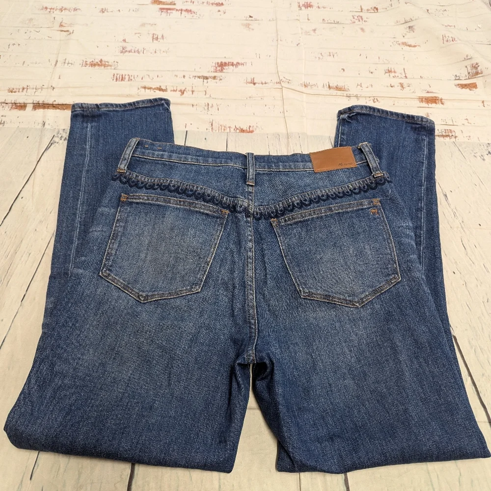 Madewell The High-Rise Slim Boy Jean with floral embroidery. - Picture 7 of 8